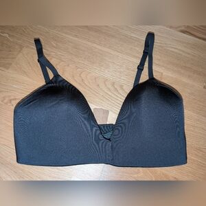 Skims Wireless Lightly Lined Bra